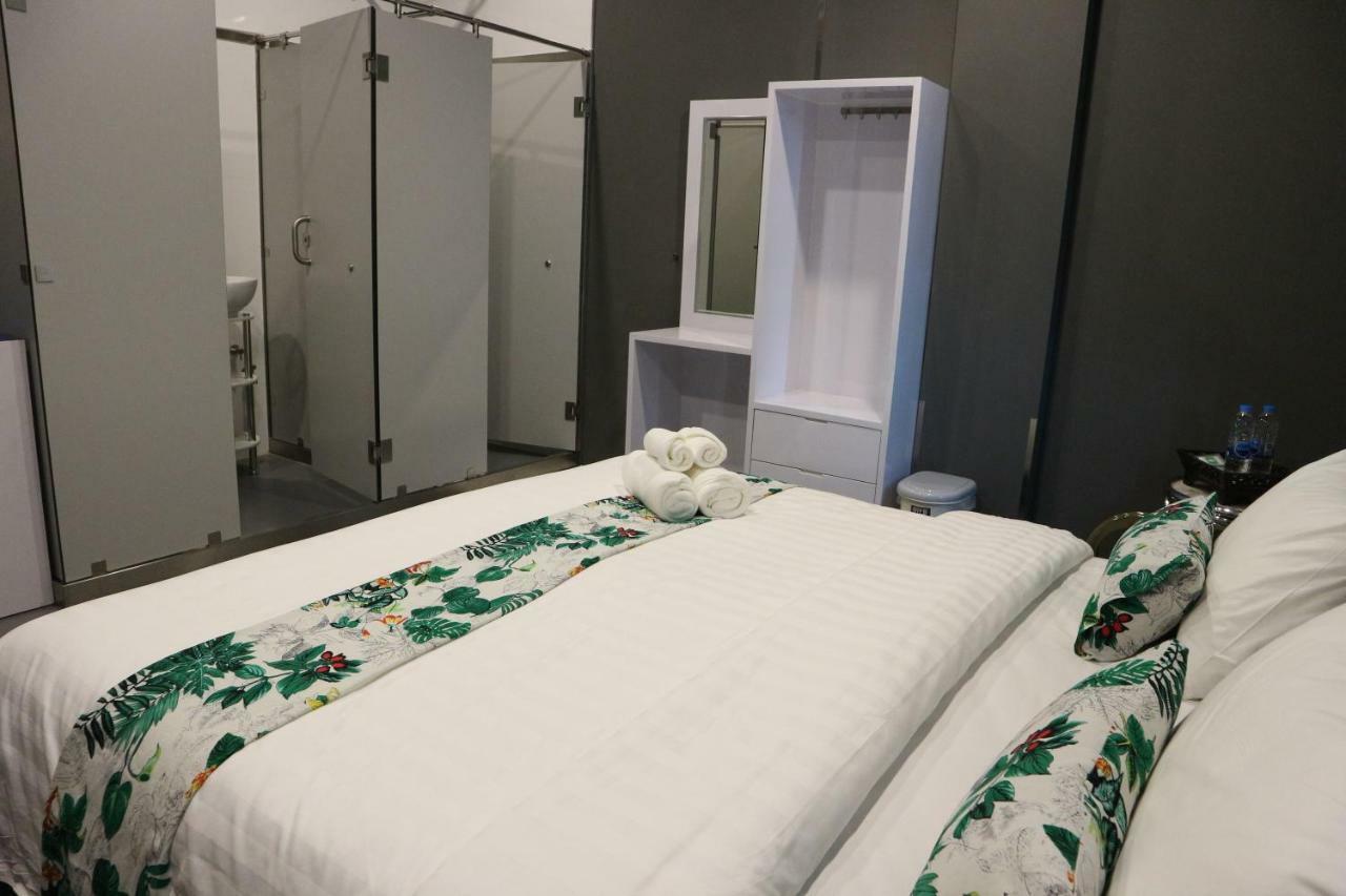 Forrest Bangkok Hotel מראה חיצוני תמונה